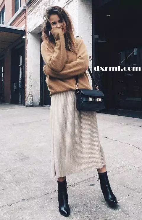 50%体育首存红利~
鉛筆裙 50%体育首存红利~
鉛筆裙